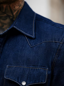 Camisa de Mezclilla para Hombre, Corte Slim Fit, 100% Algodón, Manga Larga, Color Azul Sólido, Cuello Clásico, Estilo Casual, Antiarrugas, Lavado a la Piedra - Product Image 6