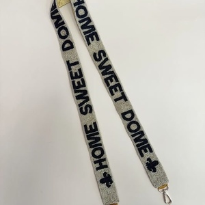 กระเป๋าคริสตัลคราฟท์ งานฝีมือปักลูกปัดแก้ว สีดำและสีแดง สายสะพายข้าง ปรับแต่งสี/ขนาด/โลโก้ได้ - Product Image 1