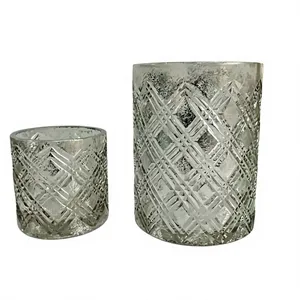 Jarrón de Cristal para Mesa, Diseño de Corte Diamante, Moderno, Artístico, Hecho a Mano, Decoración Ecológica para Bodas y Diwali - Product Image 1