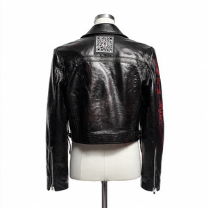 Veste en cuir de haute qualité, très élégante et stylée - Product Image 5