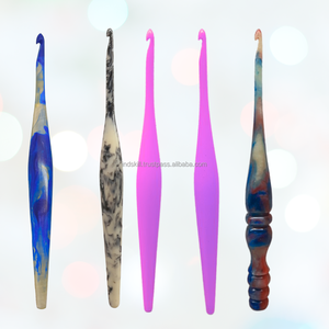 Crochet ergonomique en résine personnalisé pour usage quotidien avec une douceur premium pour un usage personnel, cadeaux et vente au détail, nouveau produit tendance 2026 - Product Image 2