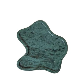 Bandeja Decorativa de Mármol Verde de Lujo con Forma Orgánica, Bandeja de Piedra Única para Servir, Centro de Mesa para Mesa de Café, Bandeja Multiusos - Product Image 1