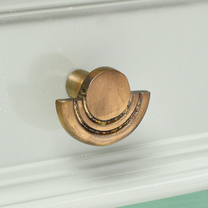Gancho de Pared Doble con Lazo Metálico Dorado Vintage, Desmontable, Antideslizante, Multifuncional, para Cocina, Baño, Sala de Estar - Product Image 1
