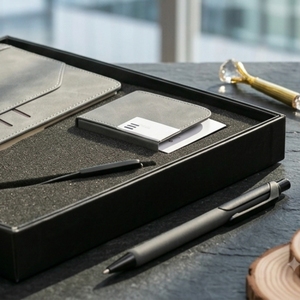 Ensemble de stylo et porte-cartes en velours gris Aurelux Premium, cadeau d'entreprise, agenda professionnel, cadeau pour employé de bureau, 192 pages, UV - Product Image 2