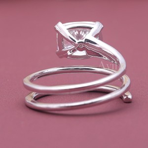 Bague en spirale avec diamant de laboratoire certifié IGI Avina Jewels, or 18 carats plaqué rhodium, bague solitaire moderne de luxe - Product Image 4
