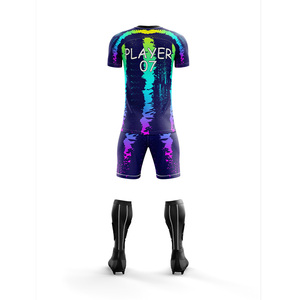 Conjunto de Camiseta y Pantalones Cortos de Fútbol Personalizados para Hombre, Impresión por Transferencia de Calor, 100% Poliéster, Ecológico, Transpirable, Antibacteriano - Product Image 2