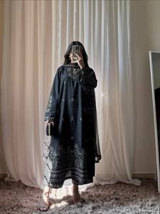 Conjunto indio-pakistaní negro bordado, vestido de manga larga con capa transparente, traje Salwar Kameez para fiesta o boda - Product Image 1