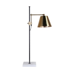 Lámpara de Mesa Decorativa Moderna de Latón con Base Redonda, Iluminación Interior de Moda - Product Image 1