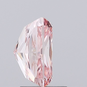 Exquise pierre précieuse rose de 2 carats, taille radiant, offrant une brillance symétrique élite et une clarté de couleur intense exceptionnelle. - Product Image 4