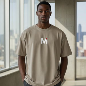 เสื้อยืดโอเวอร์ไซส์ผ้าคอตตอน 100% พิมพ์โลโก้ตามสั่ง สไตล์สตรีทแวร์ ทรงหลวม ไหล่ตก ไซส์ใหญ่พิเศษ สำหรับผู้ชายและผู้หญิง - Product Image 6