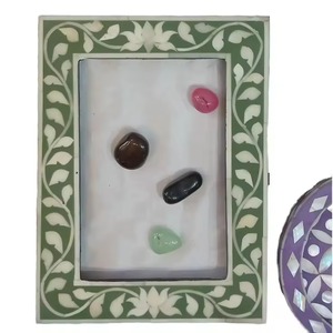 Cadre photo décoratif en mosaïque, présentoir de table, cadeau de mariage pour la maison ou le bureau, cadre photo géométrique de luxe fait main avec incrustation d'os - Product Image 1
