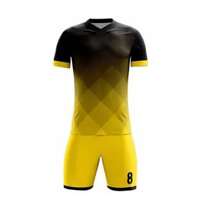 ชุดฟุตบอลโพลีเอสเตอร์ 100% ปรับแต่งได้ ระบายอากาศได้ดี ผลิตโดย FIT FRONT Industries รับผลิตแบบ OEM - Product Image 1