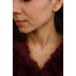Boucles d'oreilles clous couronne en or massif 14 carats avec diamants naturels minimalistes certifiés IGI - Product Image 5