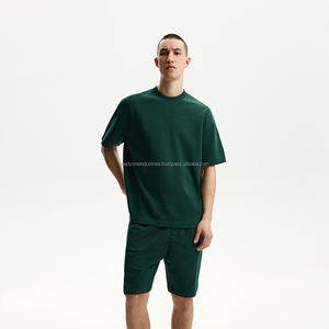 Proveedor de camisetas Boxy Fit de alta calidad, camiseta recortada de ropa de calle, camiseta de gran tamaño con logotipo personalizado con estampado de hojaldre personalizado para hombres - Product Image 6