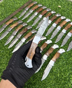 Couteau pliant de poche en acier Damas de haute qualité avec verrouillage arrière, manche en bois, 17 cm - Product Image 2