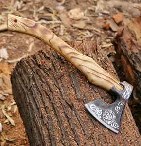 Hacha Vikinga Profesional Hecha a Mano, Forjada en Acero con Alto Contenido de Carbono, Funcional para Exteriores, Mango de Madera, Hacha Tomahawk Hecha a Mano, Regalo - Product Image 3