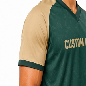 Maillot de sport premium raglan personnalisé pour équipe, maillot athlétique à séchage rapide, t-shirt de performance respirant, t-shirt de sport moderne pour l'entraînement - Product Image 5