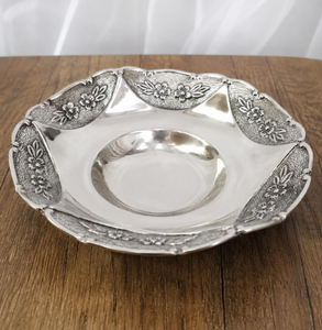 Corbeille à fruits en métal argenté, style européen, luxe léger, pour salon, collations maison, fruits secs, boîte à bonbons ronde créative. - Product Image 1