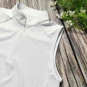 ผ้าผสมไนลอนโพลีเอสเตอร์คุณภาพดีสำหรับขายส่ง เนื้อผ้าเรียบลื่น ระบายอากาศได้ดี ผ้าทิ้งตัวสวยหรู ดูมีสไตล์ เหมาะสำหรับเสื้อผู้หญิง - Product Image 3