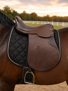 Nouvelle conception de selle Polo en cuir véritable, selle anglaise complète avec étriers en fer, sangle de selle, vente en gros - Product Image 2