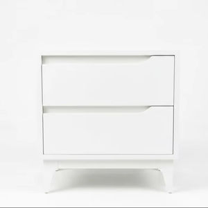 Mesa de Noche Moderna Marrón con 2 Cajones, Diseño Ecológico para Salas de Estar y Comedor - Product Image 1