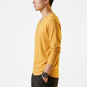 เสื้อยืดคอกลมแขนยาวผู้ชายพรีเมียม ผ้าฝ้าย 100% ระบายอากาศได้ดี ทรงหลวม พิมพ์ลายดิจิทัล โลโก้ด้านหน้า แบรนด์สั่งทำได้ - Product Image 6