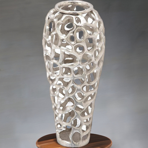 Vase de table en métal antique plaqué CO nickel fait à la main, écologique et résistant à la rouille avec base antidérapante pour la décoration de la maison et du bureau - Product Image 1