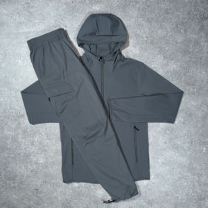 Ensemble de survêtement coupe-vent pour homme, tendance, avec fermeture éclair, en polyester et nylon, OEM, deux pièces, veste et pantalon de jogging - Product Image 5