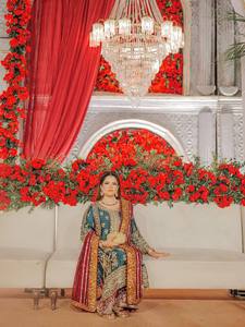 Ensemble Kurti et Palazzo pakistanais brodés avec dupatta |   Vêtements ethniques pour femmes, tenues de mariage, vente en gros - Product Image 3