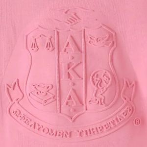   เสื้อเชิ้ตพิมพ์ลายนูนระดับพรีเมียม สีชมพู คอกลม แขนสั้น แฟชั่นลำลองสำหรับผู้หญิง สไตล์กรีก - Product Image 3