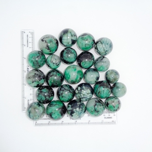 Esfera de Esmeralda Natural, Bola de Cristal Pulida, Piedra Curativa Verde para Reiki, Meditación, Decoración Energética, Venta al por Mayor, Chakralume - Product Image 3