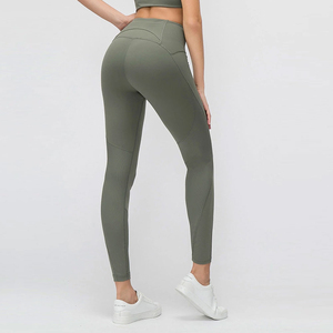 Conjunto de Yoga de 2 Piezas para Mujer, Color Negro, Top Corto con Espalda Cruzada, Leggings de Cintura Alta, Sin Costuras, Spandex/Nailon, Elástico en 4 Direcciones - Product Image 6