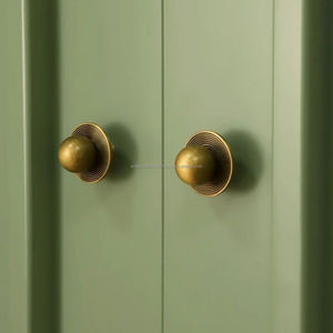 Hermosos pomos de latón diseñados para muebles de madera de lujo, cajones, armarios, alacenas, estilo interior elegante. - Product Image 4