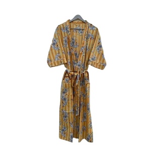 Kimono de algodón 100% con estampado de bloques indios, suave, transpirable, tamaño libre, con diseño floral de espagueti para primavera y verano - Product Image 1