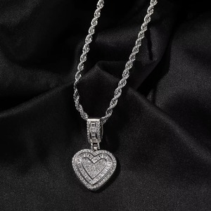 Nuevo Collar con Colgante de Corazón de Diamantes, Estilo Hip Hop, Diseño Exclusivo, Corazón de Azúcar - Product Image 6