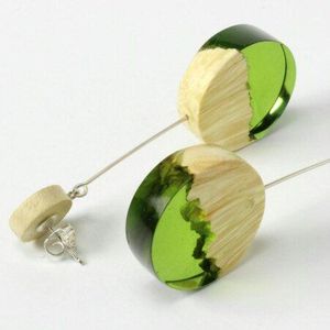 Pendientes artísticos de madera y resina epoxi, joyería de moda, pendientes ligeros hechos a mano para niñas - Product Image 4