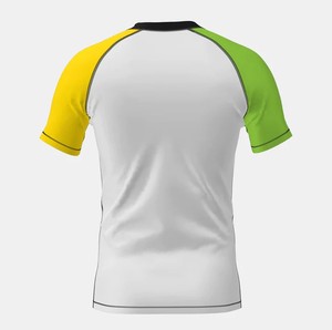 Rashguard MMA à manches longues personnalisé pour hommes et femmes |   Protection UV, compression respirante, 220g, imprimé par transfert thermique - Product Image 4