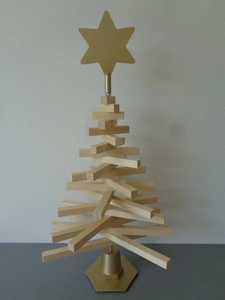 Ensemble de décorations de Noël en bois avec base étoile – Durables, écologiques, pour réunions de famille et fournitures de fête - Product Image 2