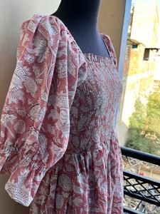 Robe longue en coton indien imprimée à la main, col carré, robe longue décontractée pour femmes - Product Image 4