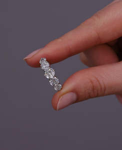 Anillo de compromiso romántico para mujer, regalo de aniversario, oro de 14k, 3 quilates, 5 diamantes cultivados en laboratorio con graduación, engaste pavé, para amantes - Product Image 1