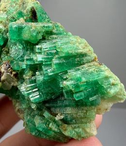 Cristales de Esmeralda Natural de Panjshir, Afganistán, Espécimen de Mineral Raro para Coleccionistas, Gema de Berilo Verde - Product Image 2