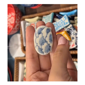 Reposapalillos Ovalado de Cerámica Hecho a Mano, Ecológico y Duradero, con Patrón Floral Azul, Decoración Vintage para Mesa de Comedor - Product Image 6