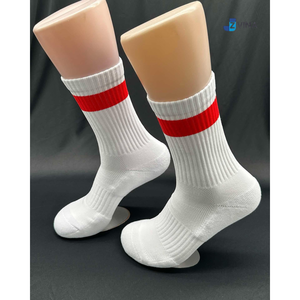 Chaussettes de sport pour hommes en coton et élasthanne, à rayures personnalisées, antidérapantes, de haute qualité, tricotées, pour équipe, club, tennis, course à pied - Product Image 3