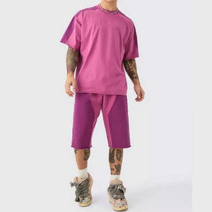 ชุดเซ็ตเสื้อยืดและกางเกงขาสั้นลำลองผู้ชาย พิมพ์โลโก้ตามสั่ง ขายดี สำหรับฤดูร้อน สไตล์สตรีทแวร์ สีพื้น - Product Image 2