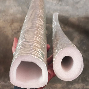 Rouleau de feuille d'aluminium flexible laminée pour l'isolation des toits, des murs et des sols, et les applications thermiques dans les bâtiments, en matériau durable - Product Image 2