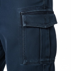 Pantalon cargo en denim taille haute, délavé moyen, écologique, respirant, avec grandes poches, coupe ample, longueur intégrale, couleur unie, fermeture boutonnée - Product Image 6