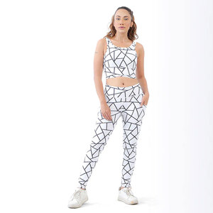 Ensemble 2 pièces de vêtements de yoga pour femmes, très demandé, en Spandex et Polyester de haute qualité, respirant, pour la gym et le fitness, personnalisable à l'avant - Product Image 5