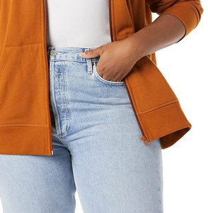 Sudaderas Cortas con Cremallera para Mujer, Diseño Moderno, Capucha Ajustable, Dobladillo Acanalado y Corte Elegante para un Estilo Contemporáneo - Product Image 4
