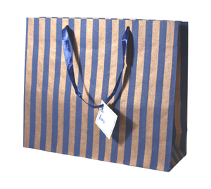 Sac en papier d'art recyclé de qualité supérieure, fait main, imprimé à l'écran avec des rayures métalliques en cuivre et des poignées en ruban de satin assorties - Product Image 2