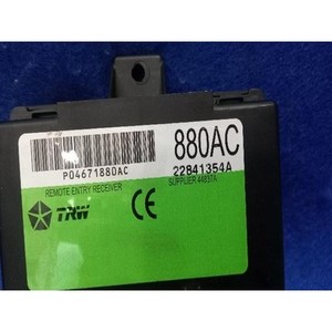 Calculateurs et modules informatiques d'occasion pour PT Cruiser P04671880AC - Product Image 4